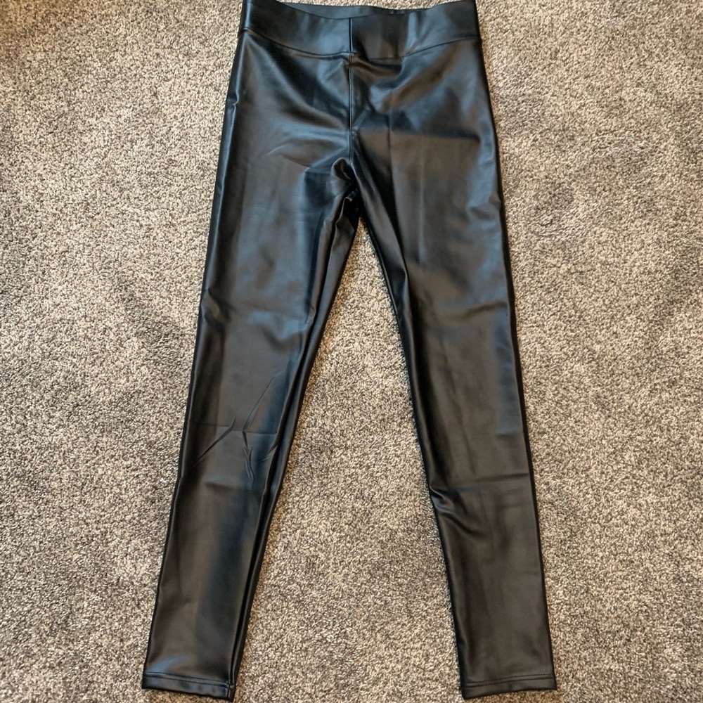 Faux leather leggings